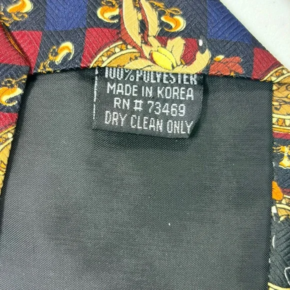 Looney Tunes Necktie Mens Navy Burgundy Vintage 1997 Excellent Medallion Print - Picture 10 of 12